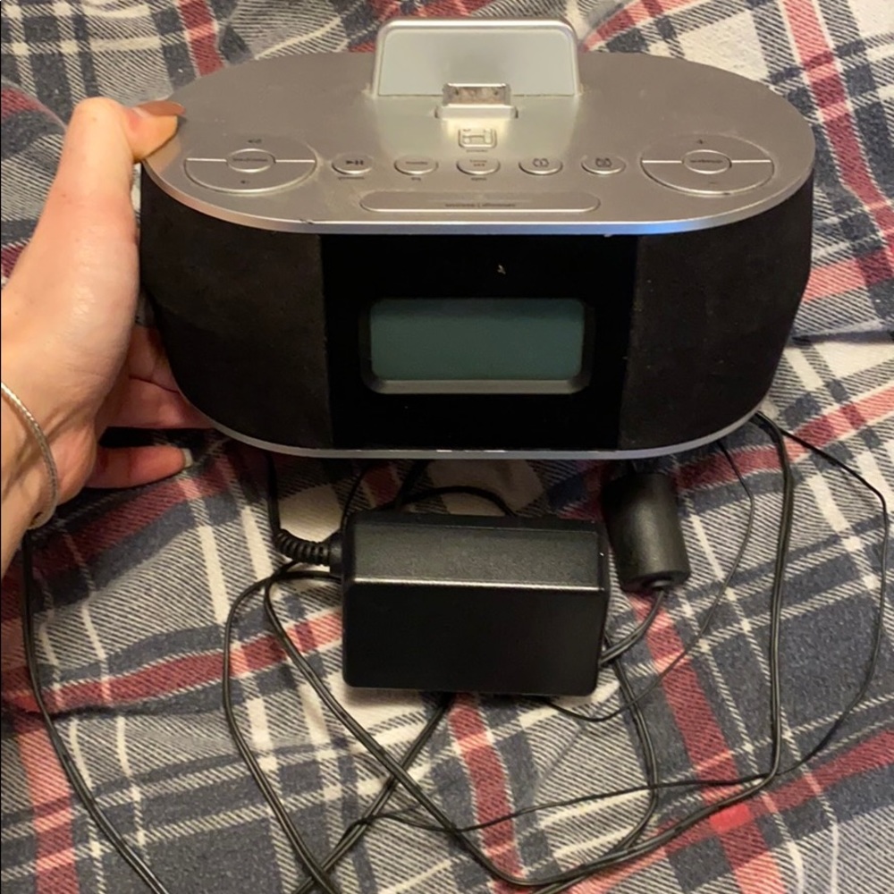 iHome alarm clock